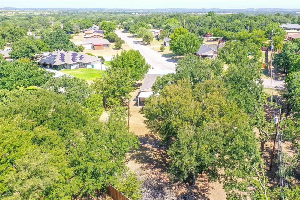 1715 Timberlane Street Jacksboro, TX 76458