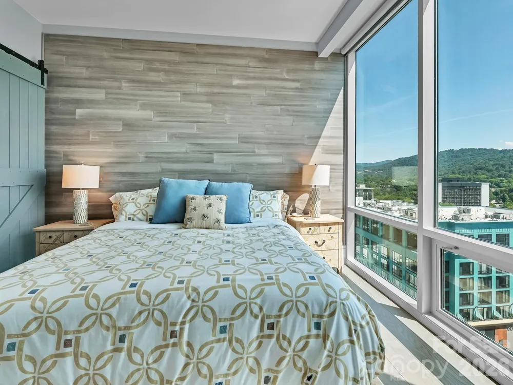 7 Patton Avenue #1103 Asheville, NC 28801