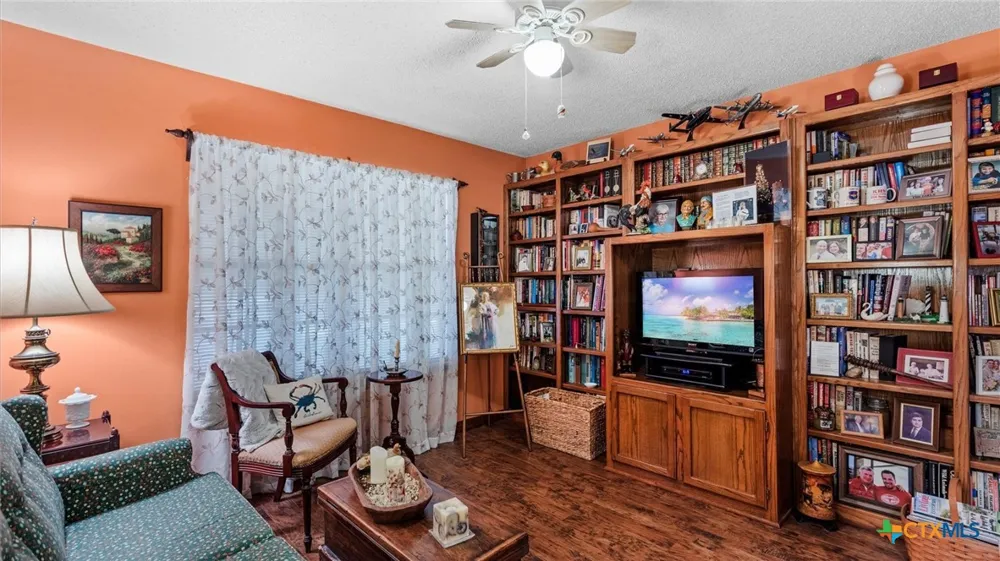1508 Greenwood Schertz, TX 78154