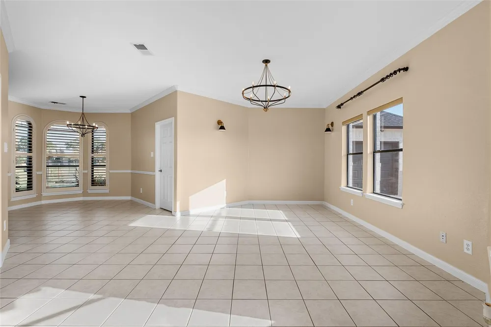 616 County Road 44 Angleton, TX 77515