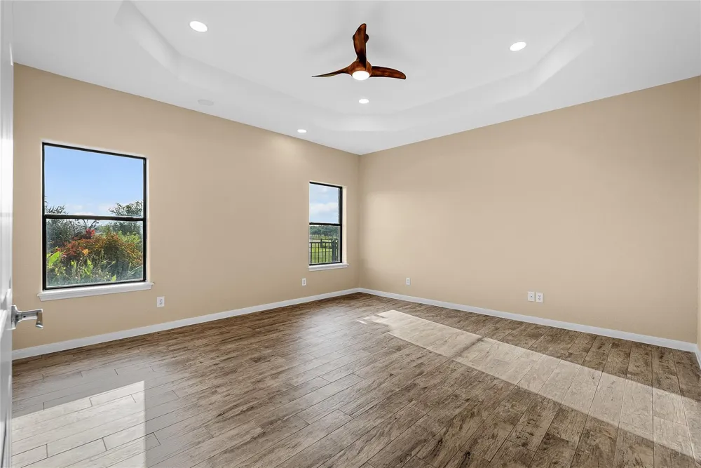 616 County Road 44 Angleton, TX 77515
