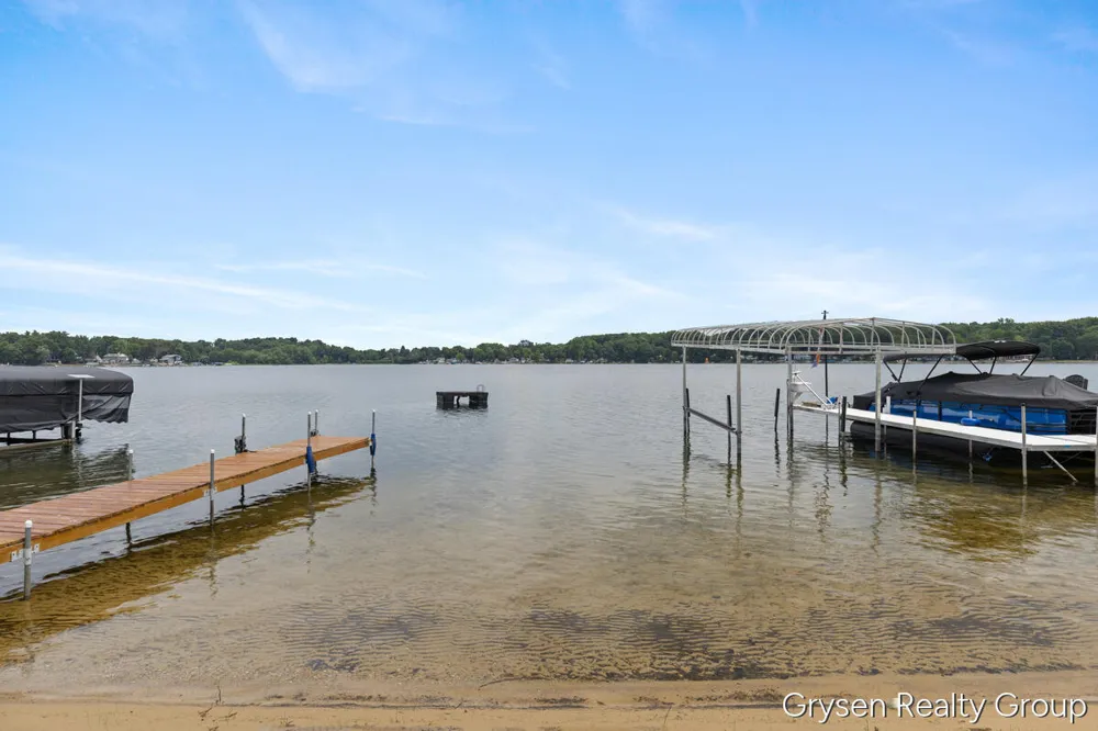 24249 Draper Drive Sturgis, MI 49091