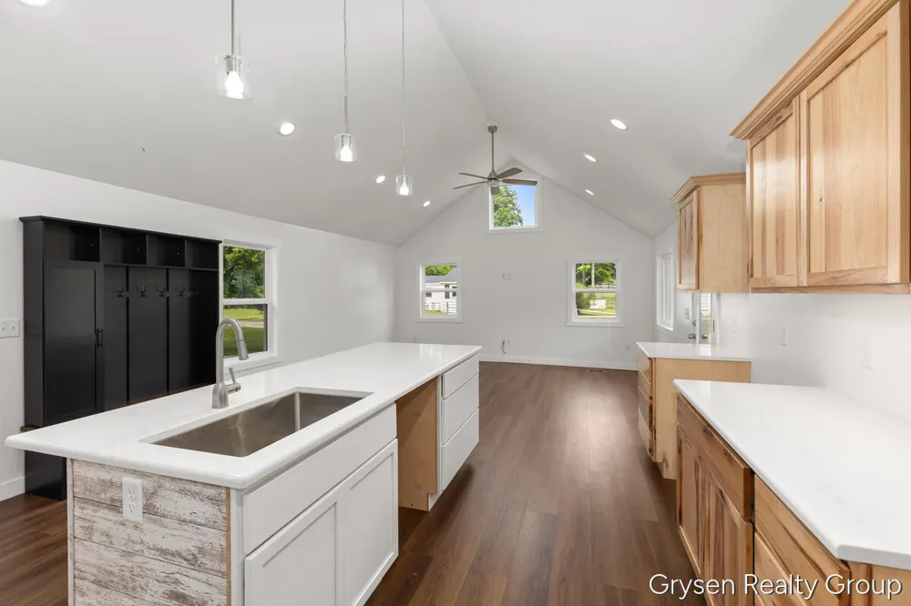 24249 Draper Drive Sturgis, MI 49091
