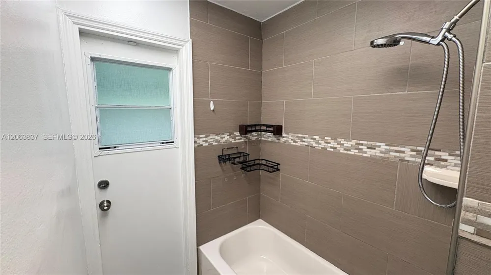 4440 NW 4th Ct #4440 Plantation, FL 33317