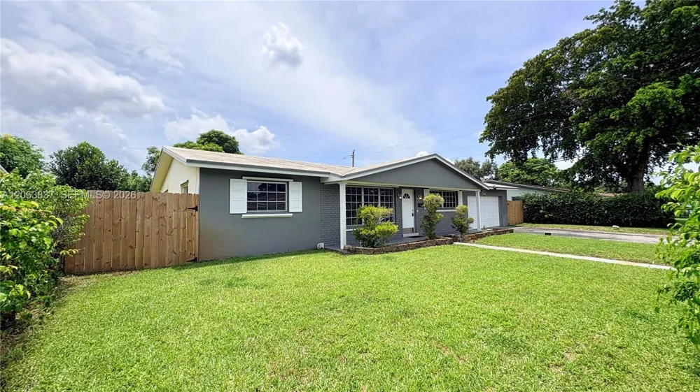 4440 NW 4th Ct #4440 Plantation, FL 33317