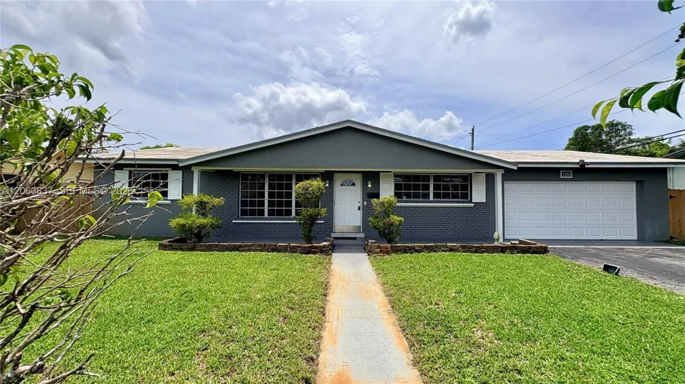 4440 NW 4th Ct #4440 Plantation, FL 33317