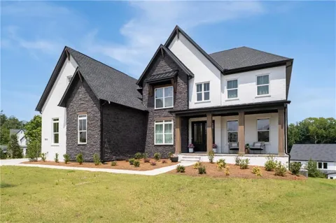 4510 Hawthorn Circle