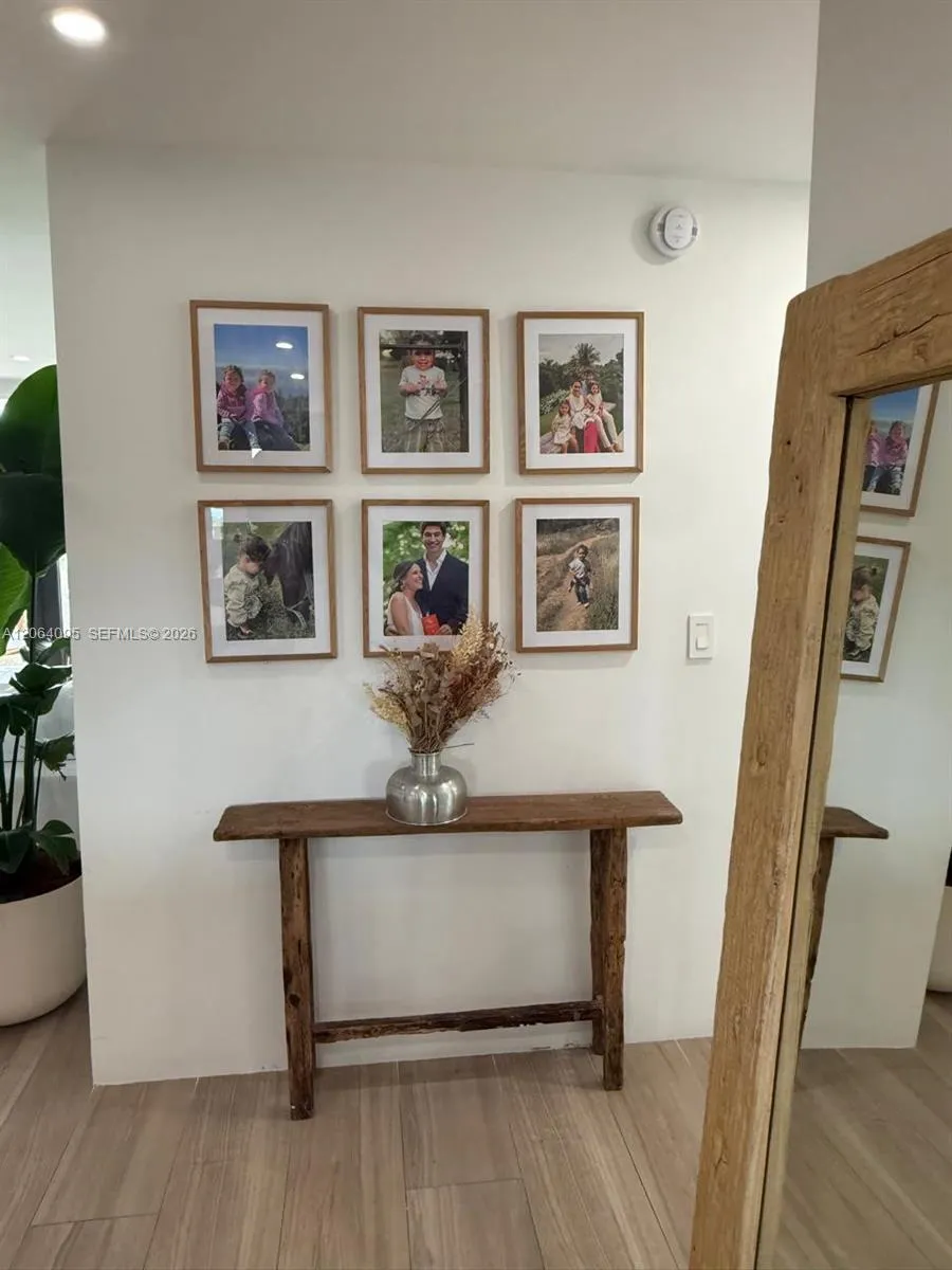1111 Crandon Blvd #B1004 Key Biscayne, FL 33149