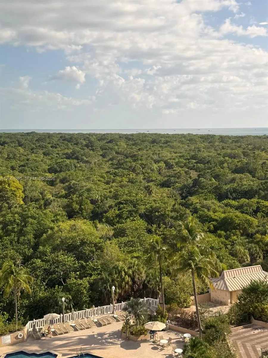 1111 Crandon Blvd #B1004 Key Biscayne, FL 33149