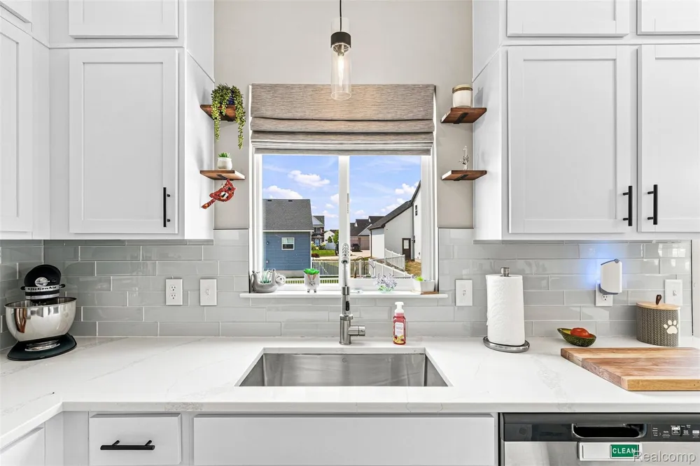 5113 Westminster Drive Dundee Village, MI 48131