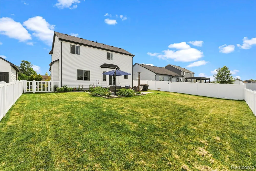 5113 Westminster Drive Dundee Village, MI 48131