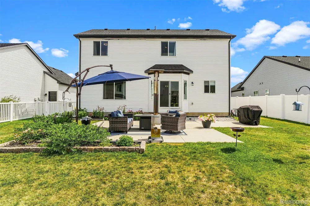 5113 Westminster Drive Dundee Village, MI 48131