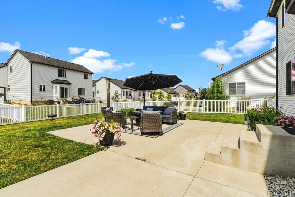 5113 Westminster Drive Dundee Village, MI 48131