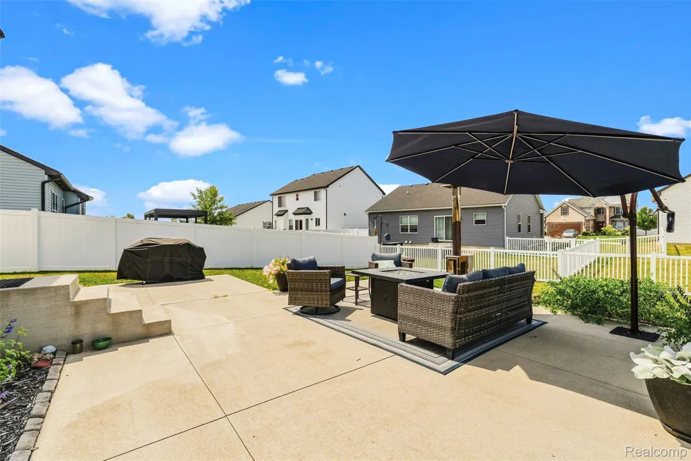 5113 Westminster Drive Dundee Village, MI 48131