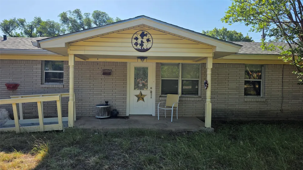 274 County Road 1500 Morgan, TX 76671