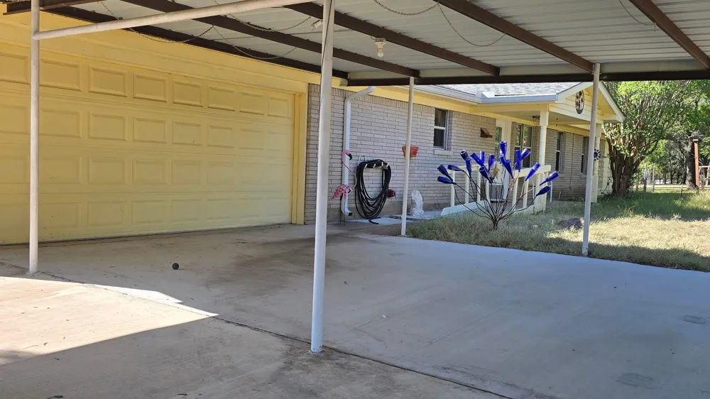 274 County Road 1500 Morgan, TX 76671