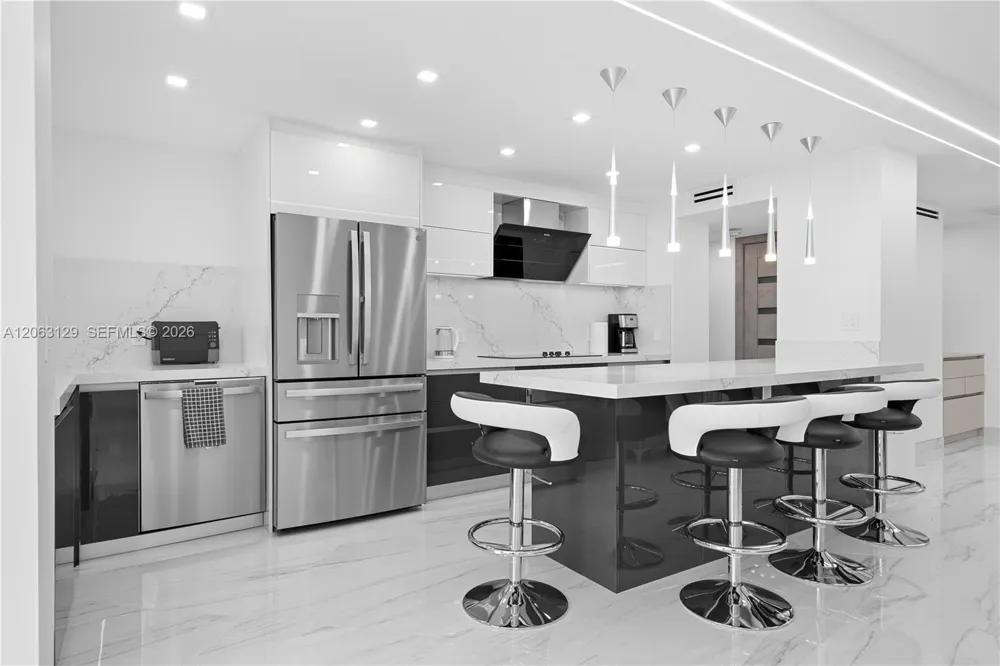 250 174th St #1803 Sunny Isles Beach, FL 33160