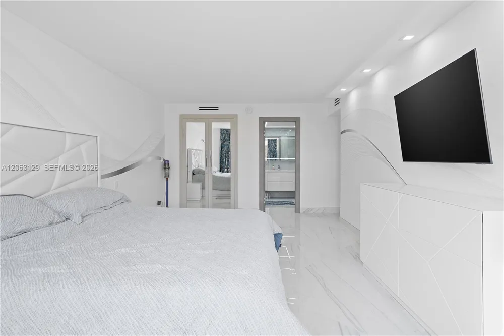 250 174th St #1803 Sunny Isles Beach, FL 33160
