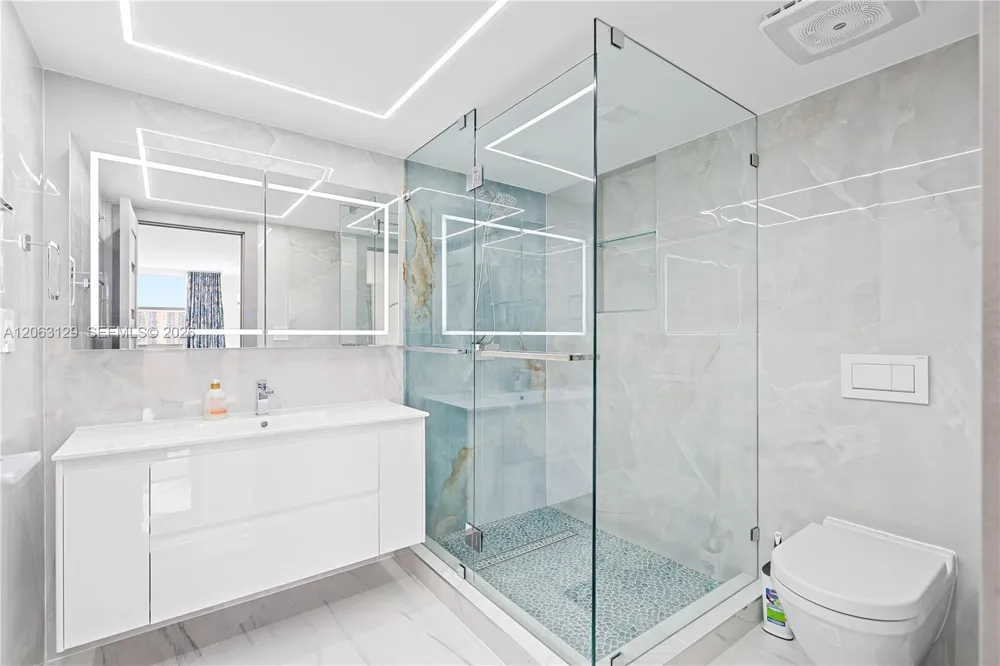 250 174th St #1803 Sunny Isles Beach, FL 33160
