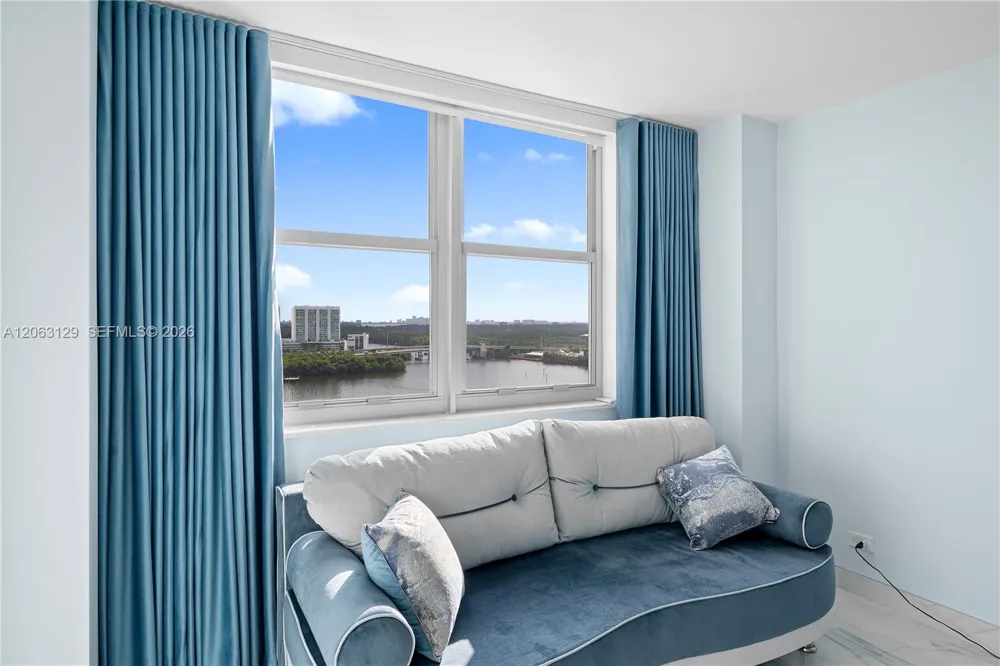 250 174th St #1803 Sunny Isles Beach, FL 33160