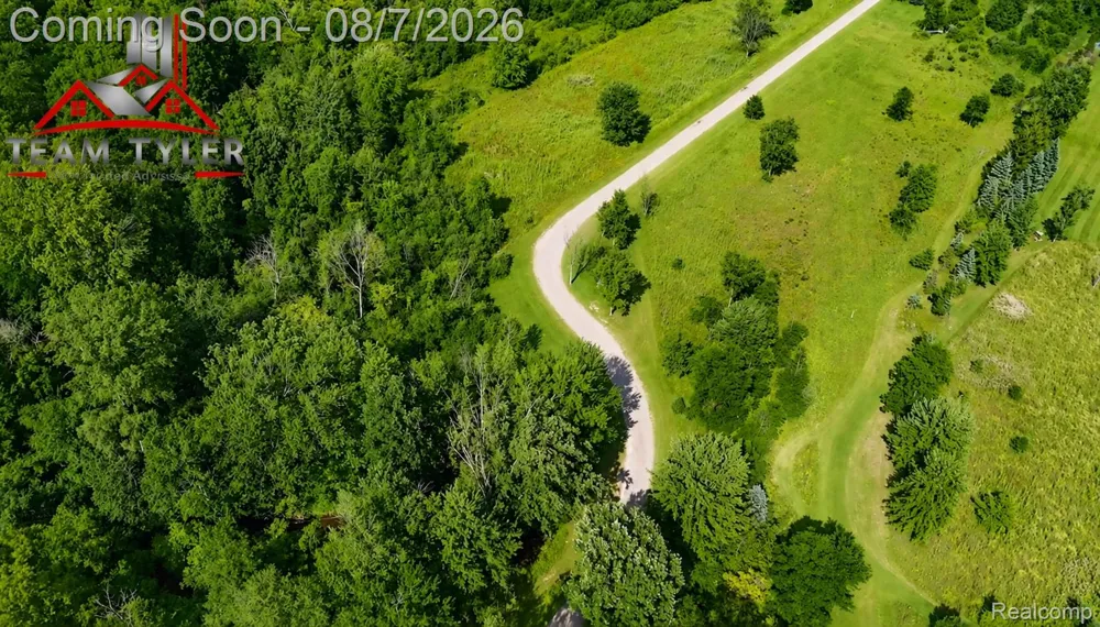 65690 North Avenue Ray Township, MI 48096