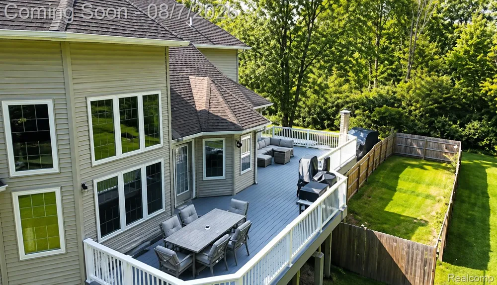 65690 North Avenue Ray Township, MI 48096