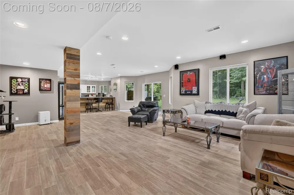 65690 North Avenue Ray Township, MI 48096