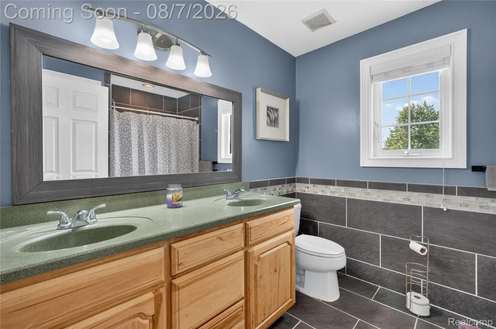 65690 North Avenue Ray Township, MI 48096
