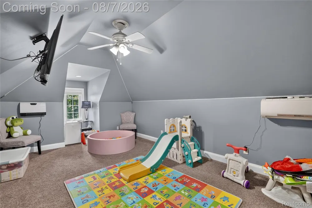 65690 North Avenue Ray Township, MI 48096