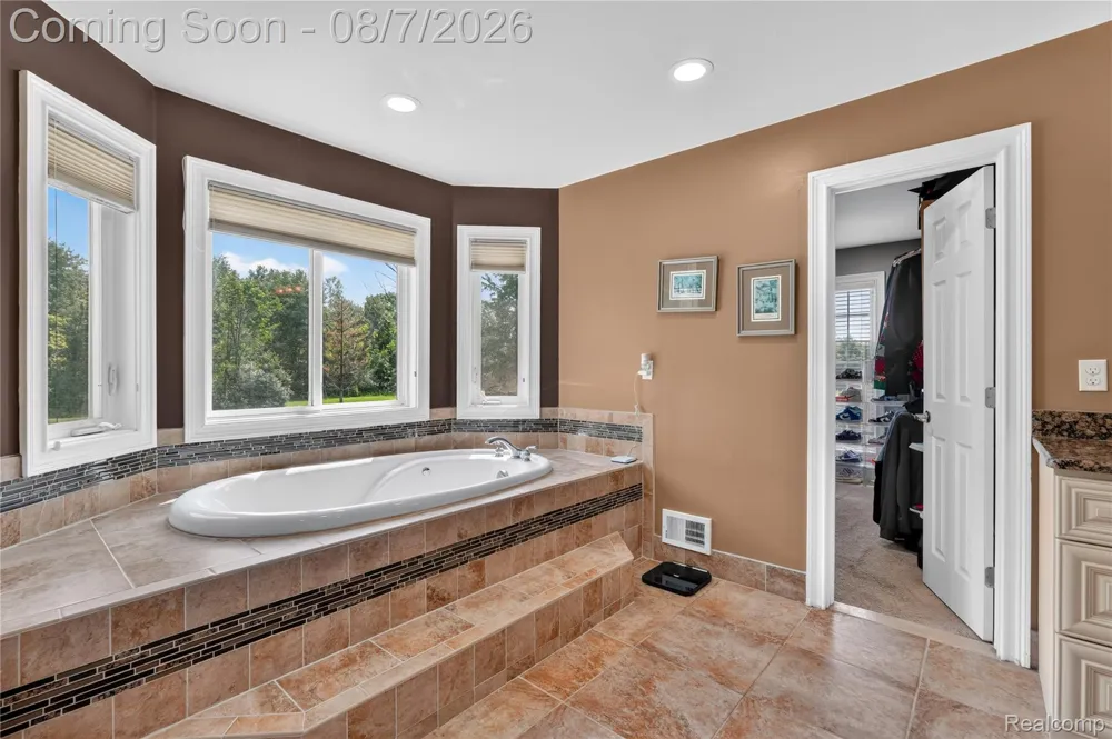65690 North Avenue Ray Township, MI 48096