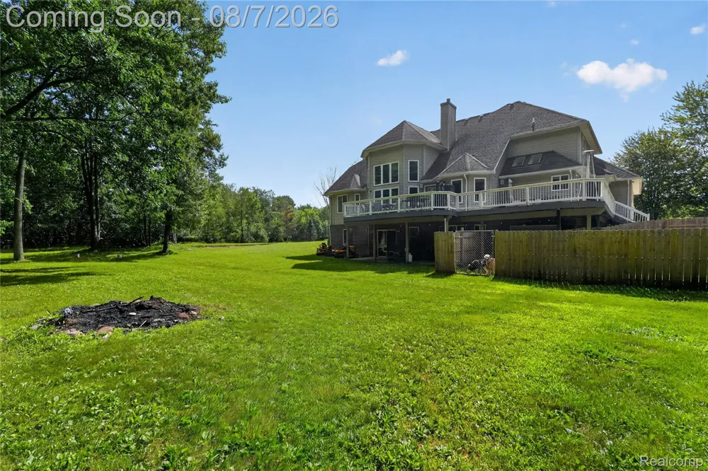 65690 North Avenue Ray Township, MI 48096