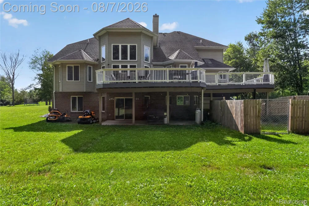 65690 North Avenue Ray Township, MI 48096