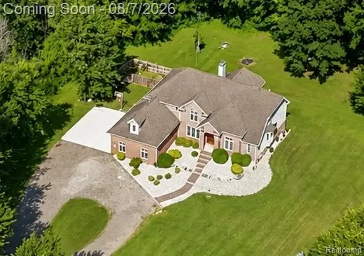65690 North Avenue Ray Township, MI 48096