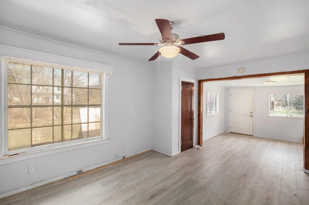 1941 Walcott Street Saginaw, MI 48601