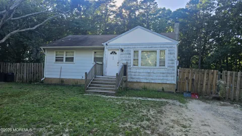 206 Burr Street