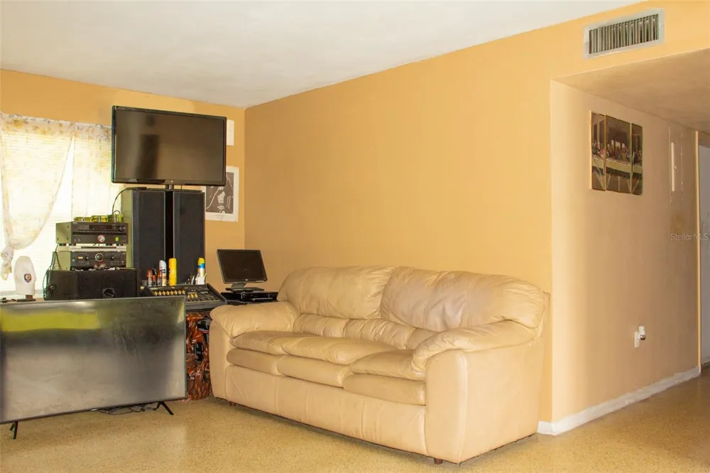 4835 KATHY JO TERRACE Orlando, FL 32808
