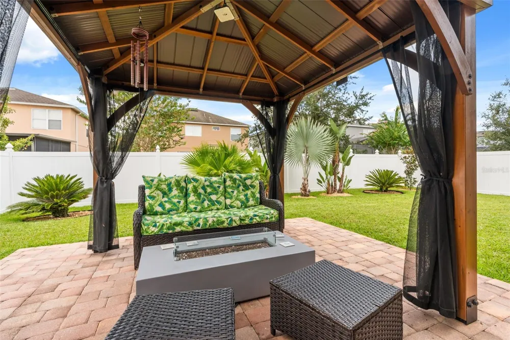 648 CORTONA DRIVE Orlando, FL 32828