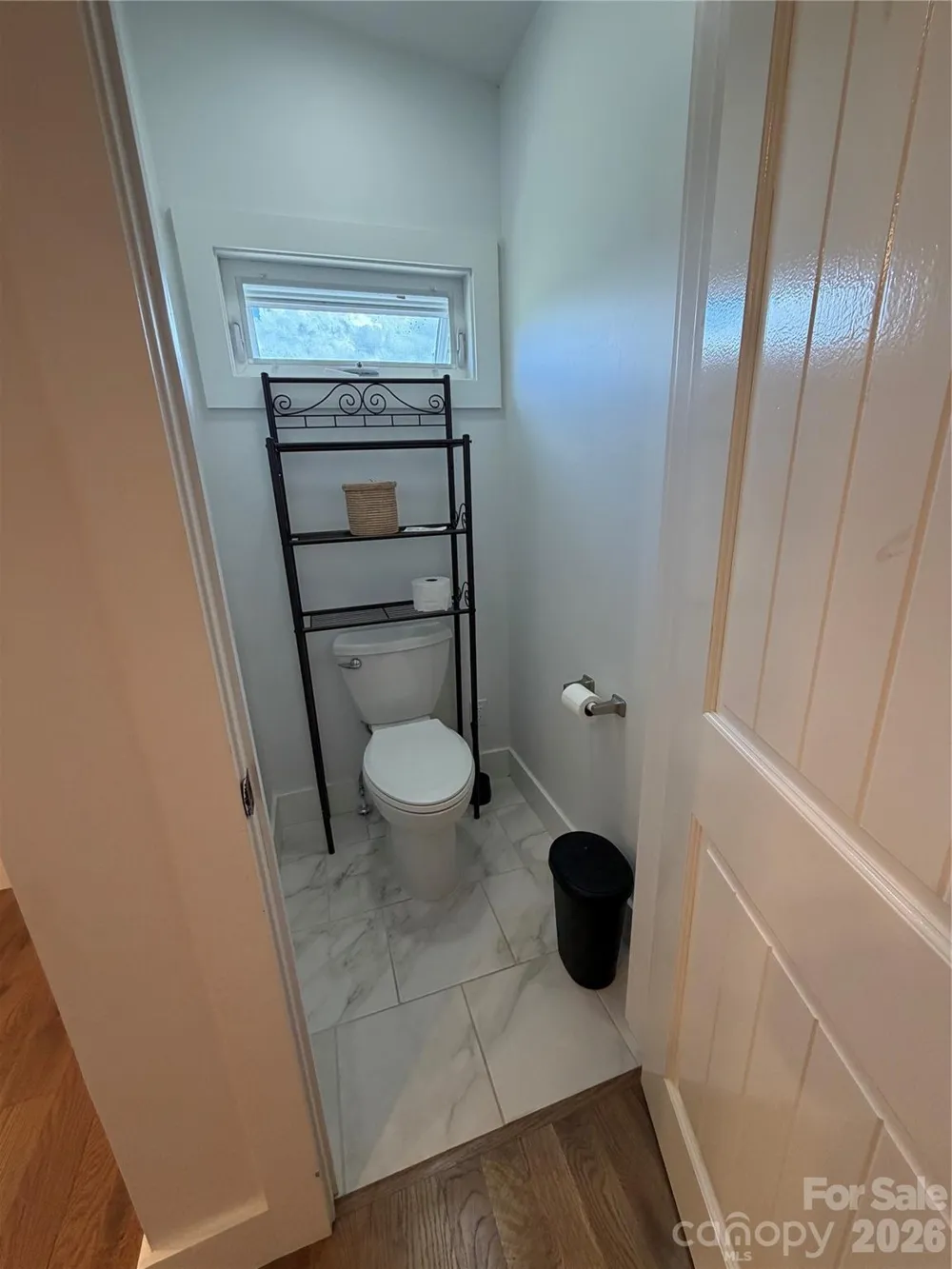 16 Riverside Drive Barnardsville, NC 28709