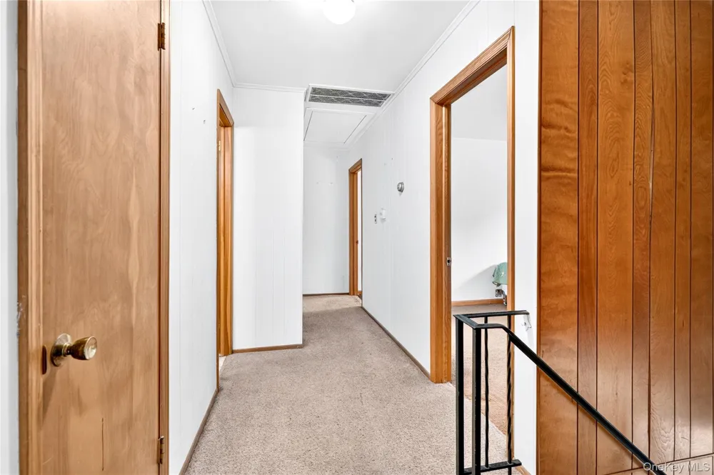 2 Laura Lane Spring Valley, NY 10977