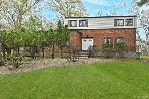 19 Sterling Road