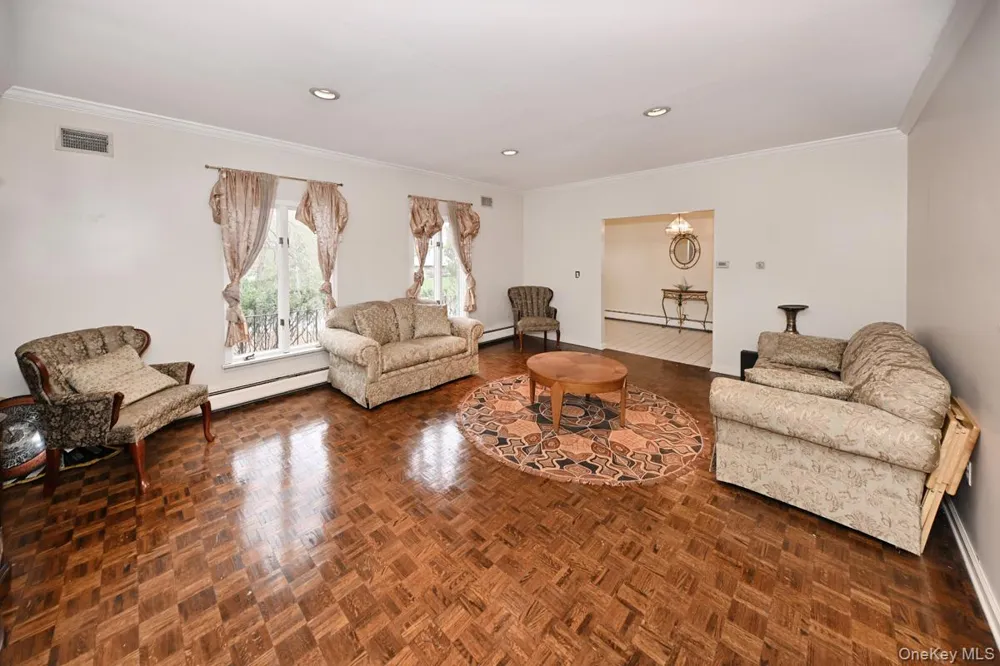 19 Sterling Road Spring Valley, NY 10977
