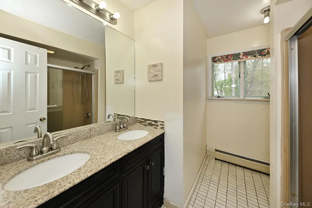 19 Sterling Road Spring Valley, NY 10977