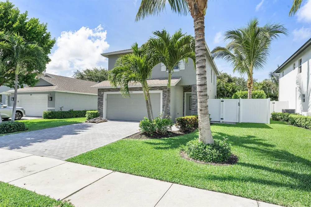 430 LUCKY LANE Delray Beach, FL 33444