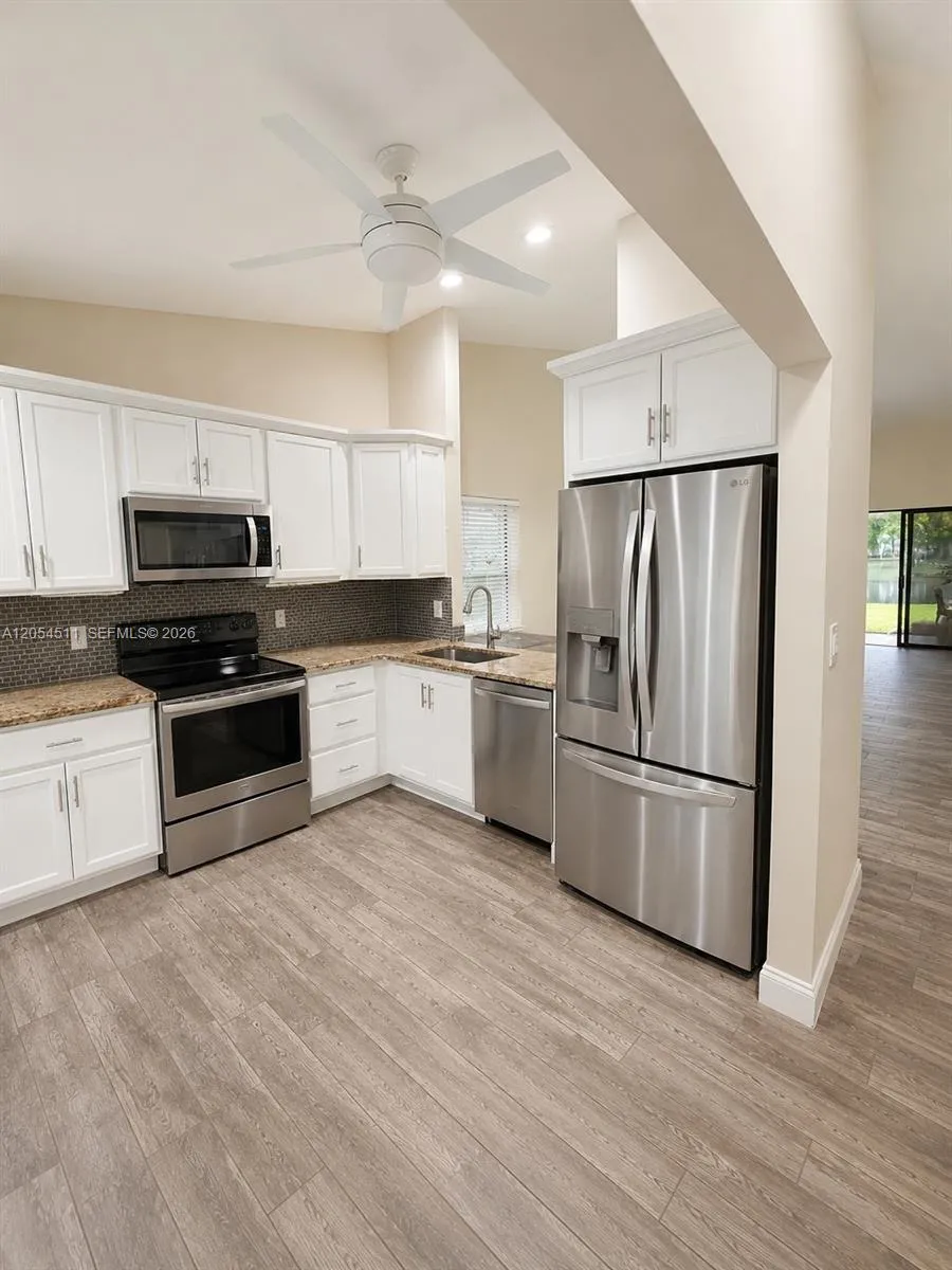 3899 Carambola Cir N #29126 Coconut Creek, FL 33066