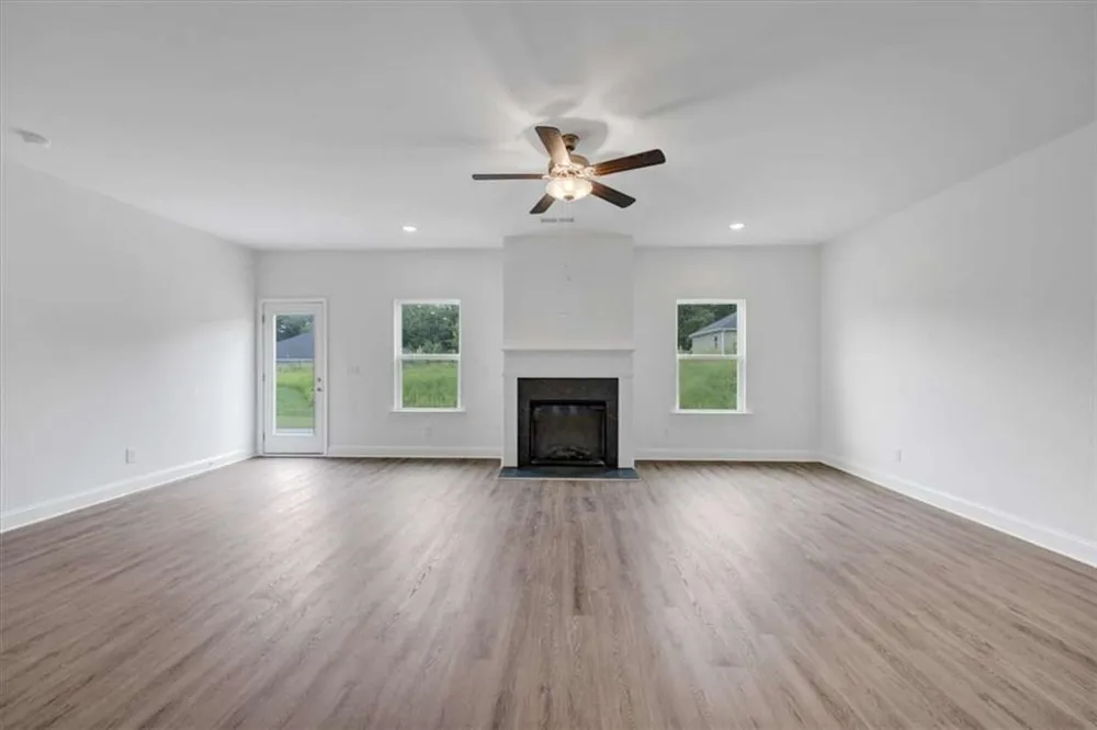 313 Angela Avenue Bowdon, GA 30108