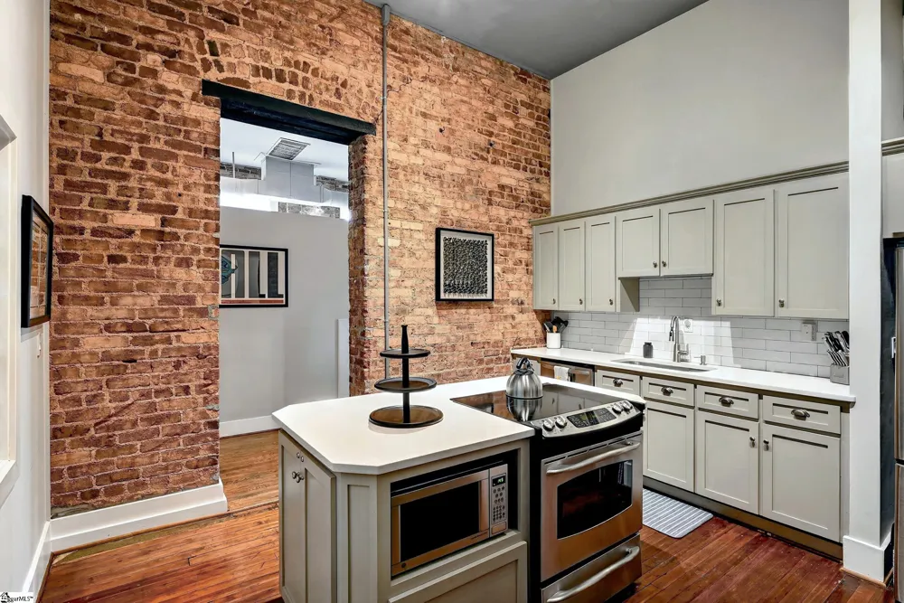 102 Main Street #Unit G Greenville, SC 29601