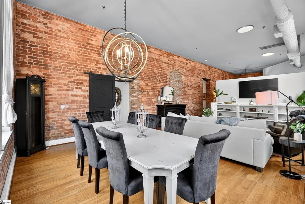 102 Main Street #Unit G Greenville, SC 29601