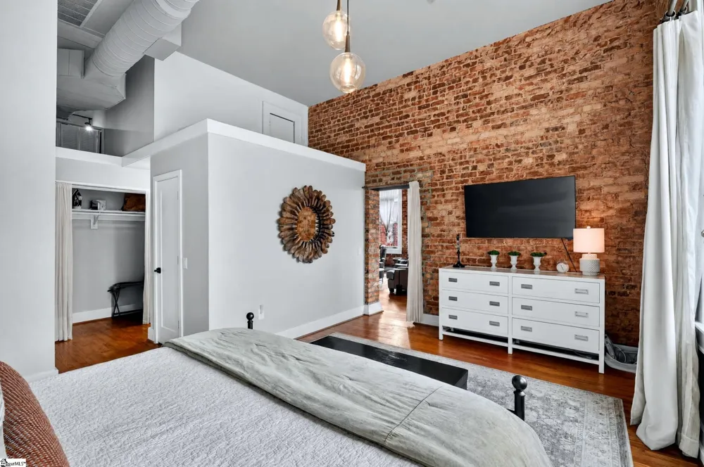 102 Main Street #Unit G Greenville, SC 29601