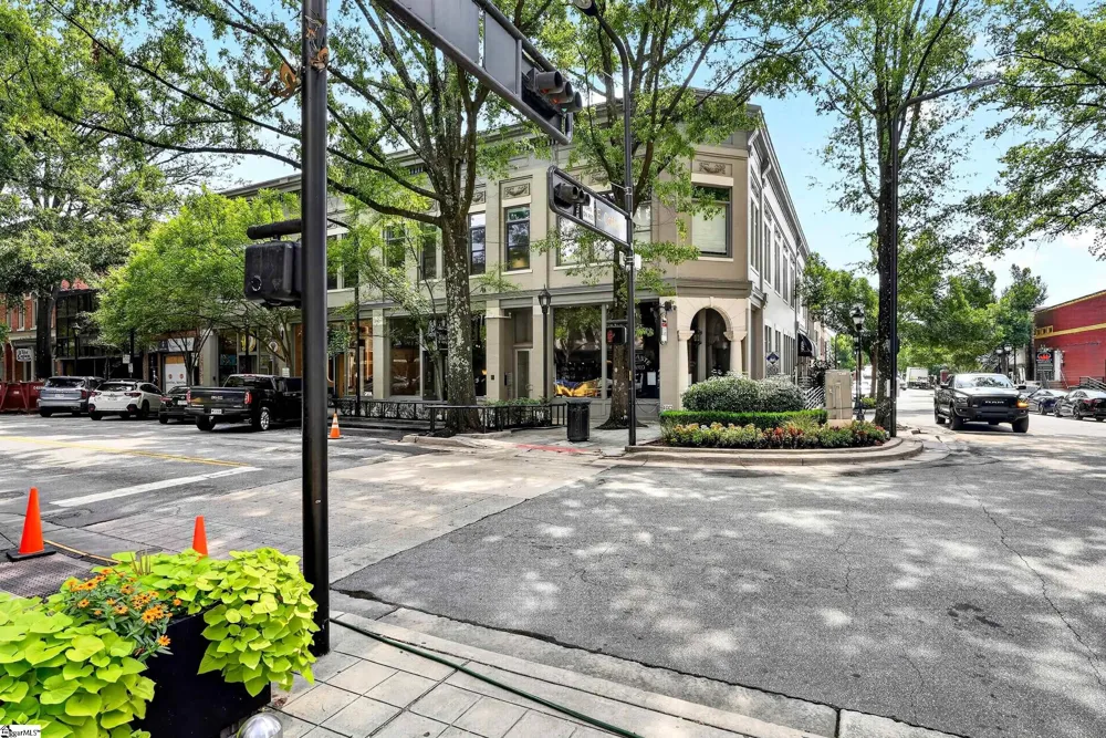 102 Main Street #Unit G Greenville, SC 29601
