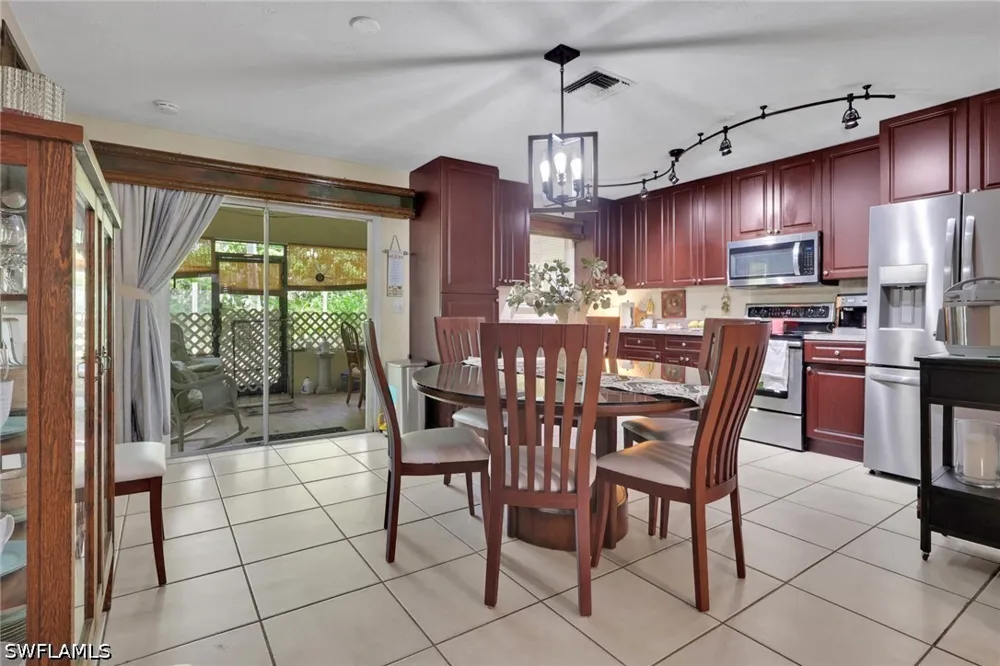 48th Street SW Naples, FL 34116